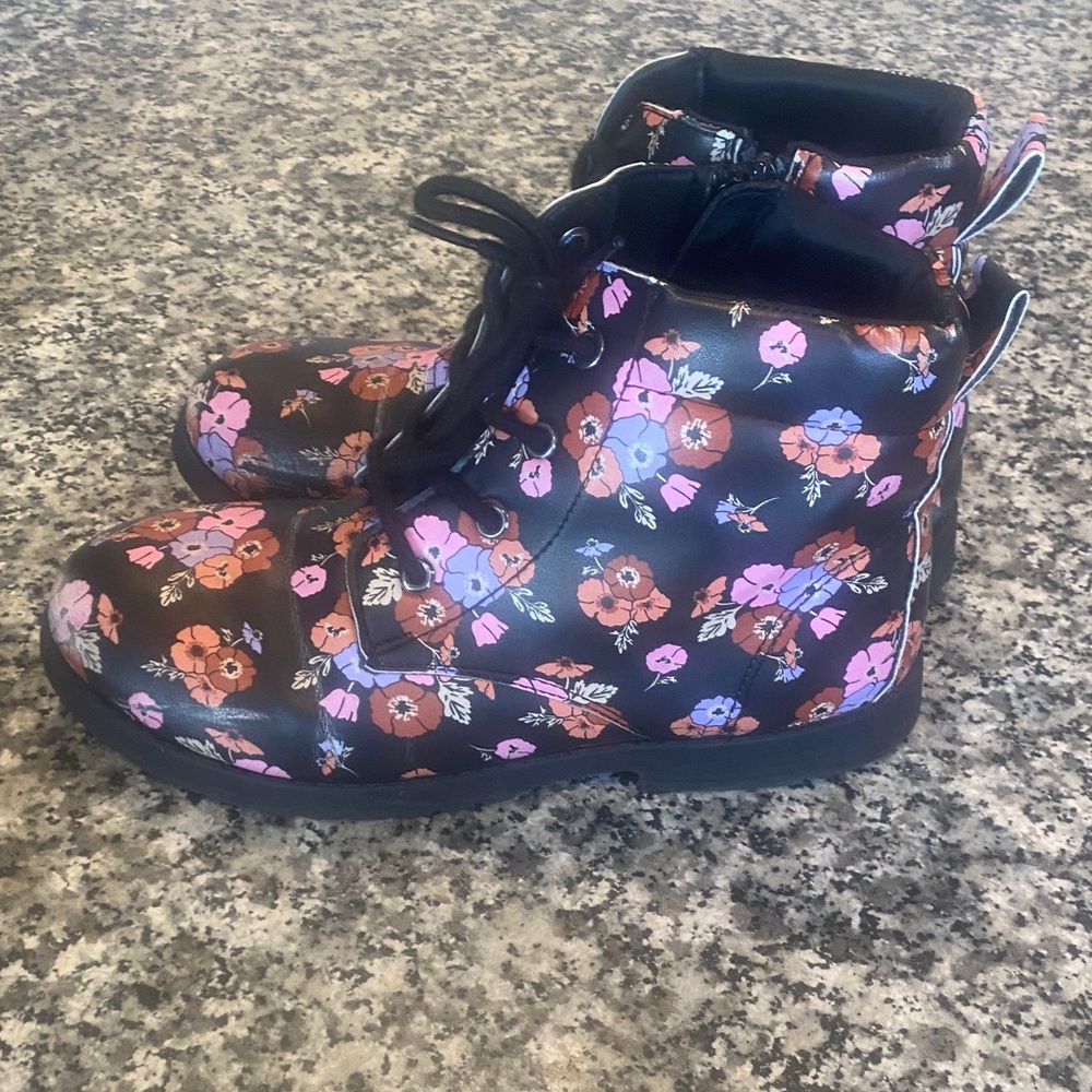 FABKIDS Floral Lace-Up Ankle Boots